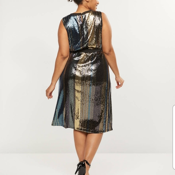 💕NWT💕 Sequin Dress - Picture 2 of 3